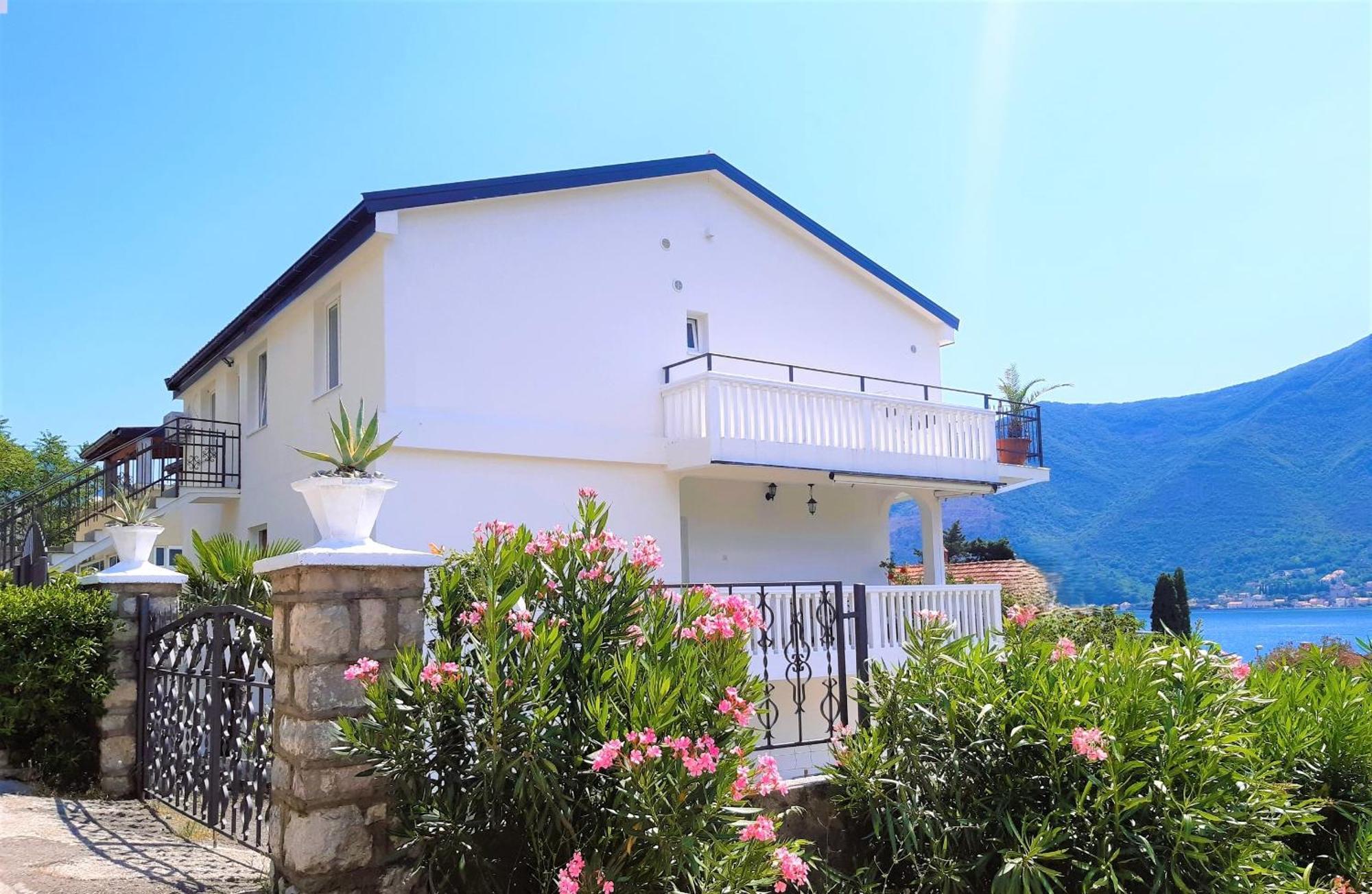 Apartments Sonja Kotor Ngoại thất bức ảnh